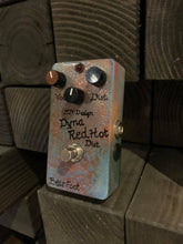 Load image into Gallery viewer, BearFoot FX Dyna Red Hot Custom 68