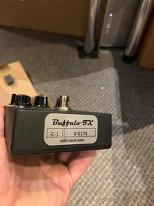 Buffalo FX Carrera *Gently Used Mint Condition